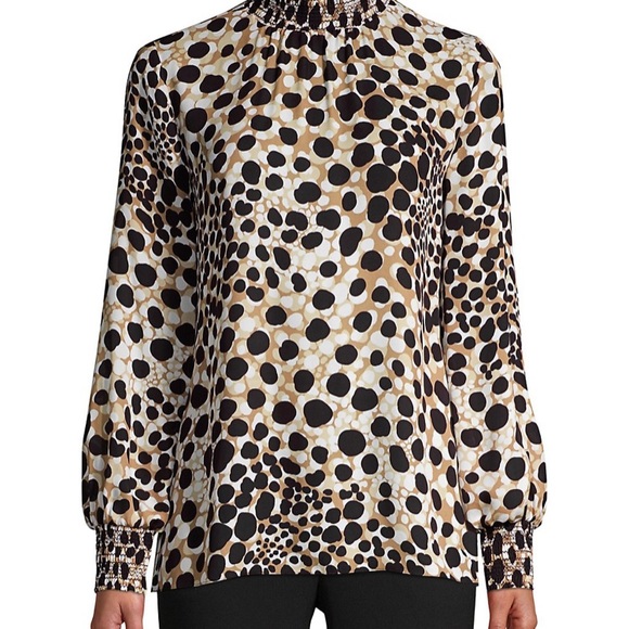 NWT Elie Tahari Camden spotted silk blouse - Picture 2 of 3